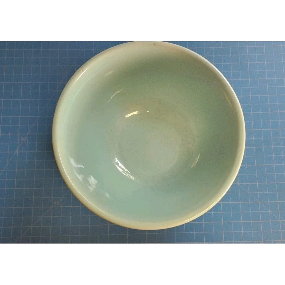 Vintage PACIFIC POTTERY Mixing Bowl Light Blue 18R 8-1/2